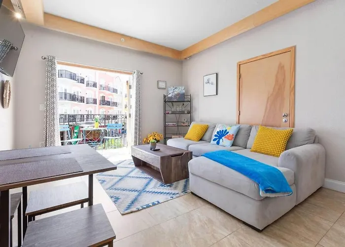 Cozy Stay With European Charm