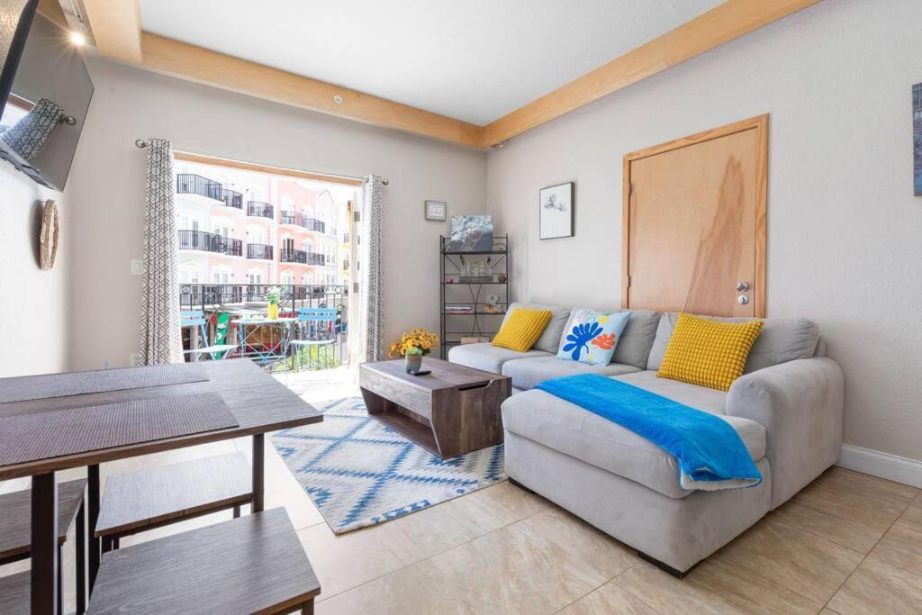 Cozy With European Charm Appartement Palm Coast